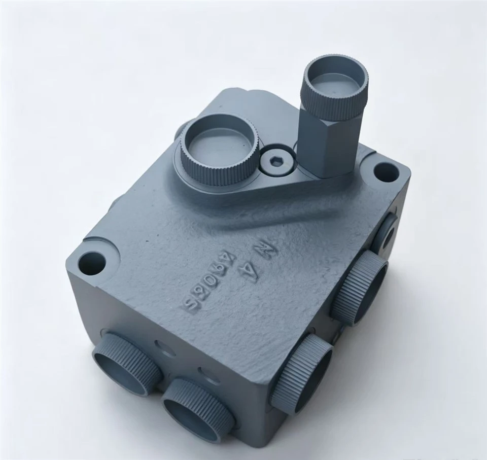 421-43-37300 Hydraulic Tswj Valve|Kev tsim khoom siv Hydraulic Cheebtsam Rau Loaders